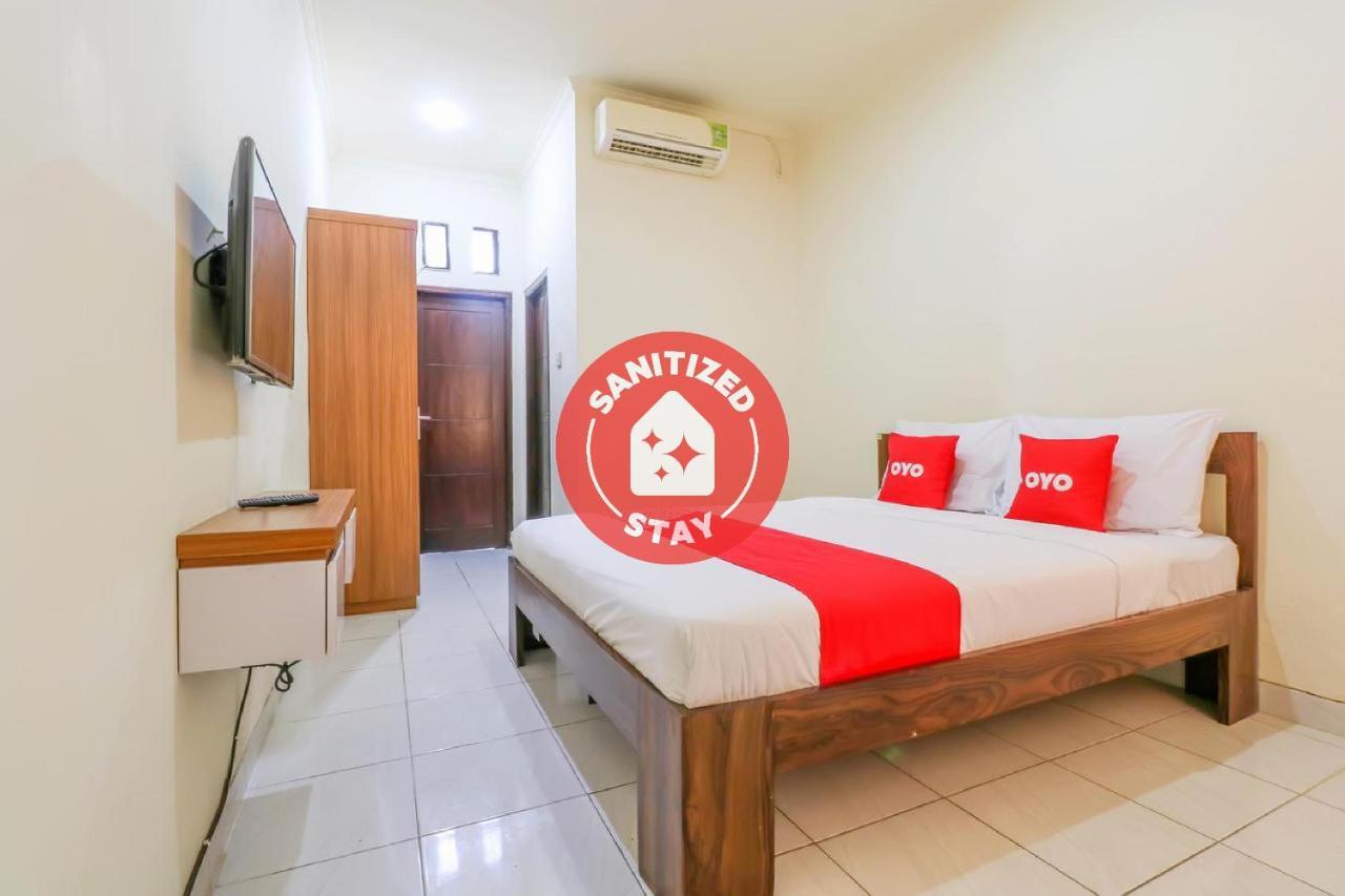 Oyo 2178 Merthan House เซมินยัค ภายนอก รูปภาพ