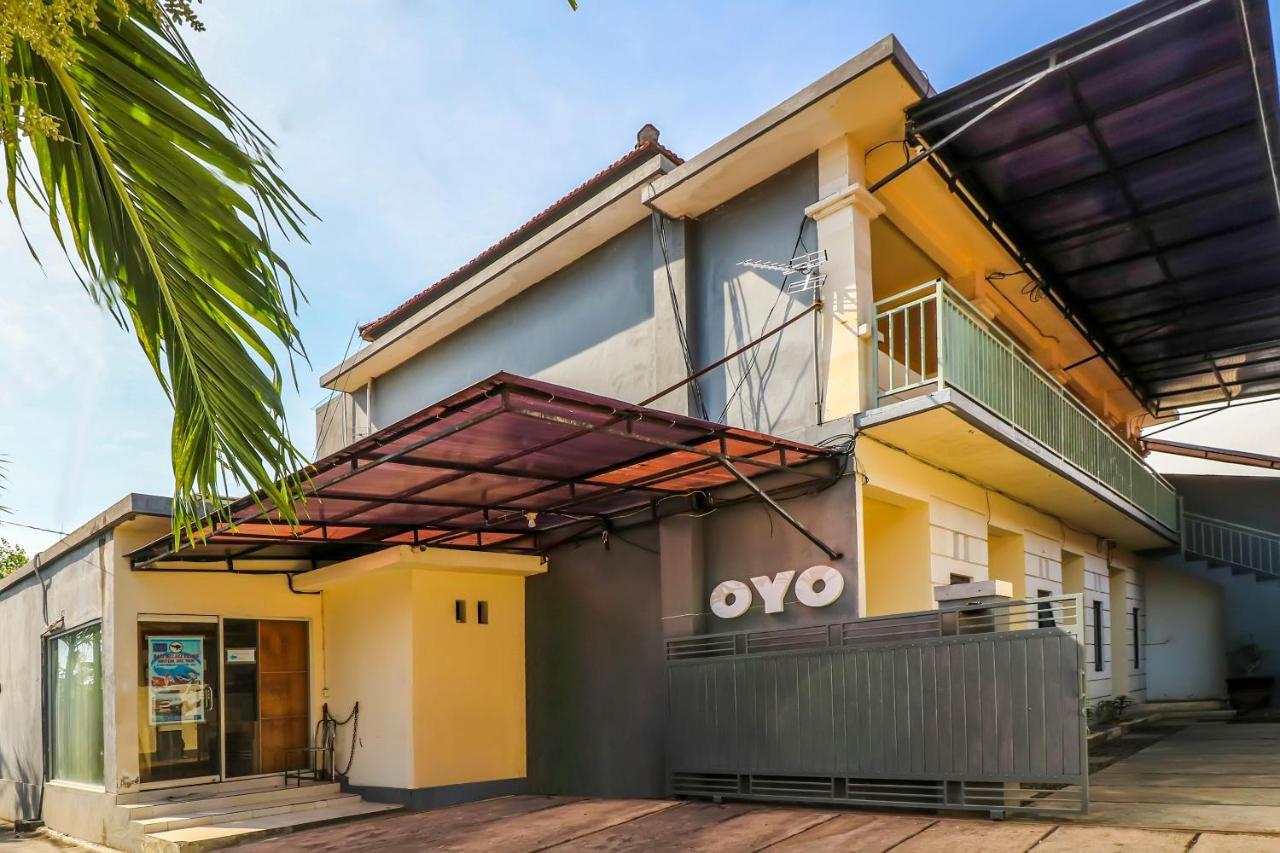 Oyo 2178 Merthan House เซมินยัค ภายนอก รูปภาพ