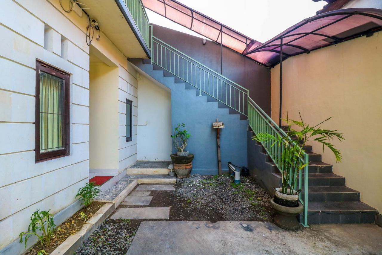 Oyo 2178 Merthan House เซมินยัค ภายนอก รูปภาพ