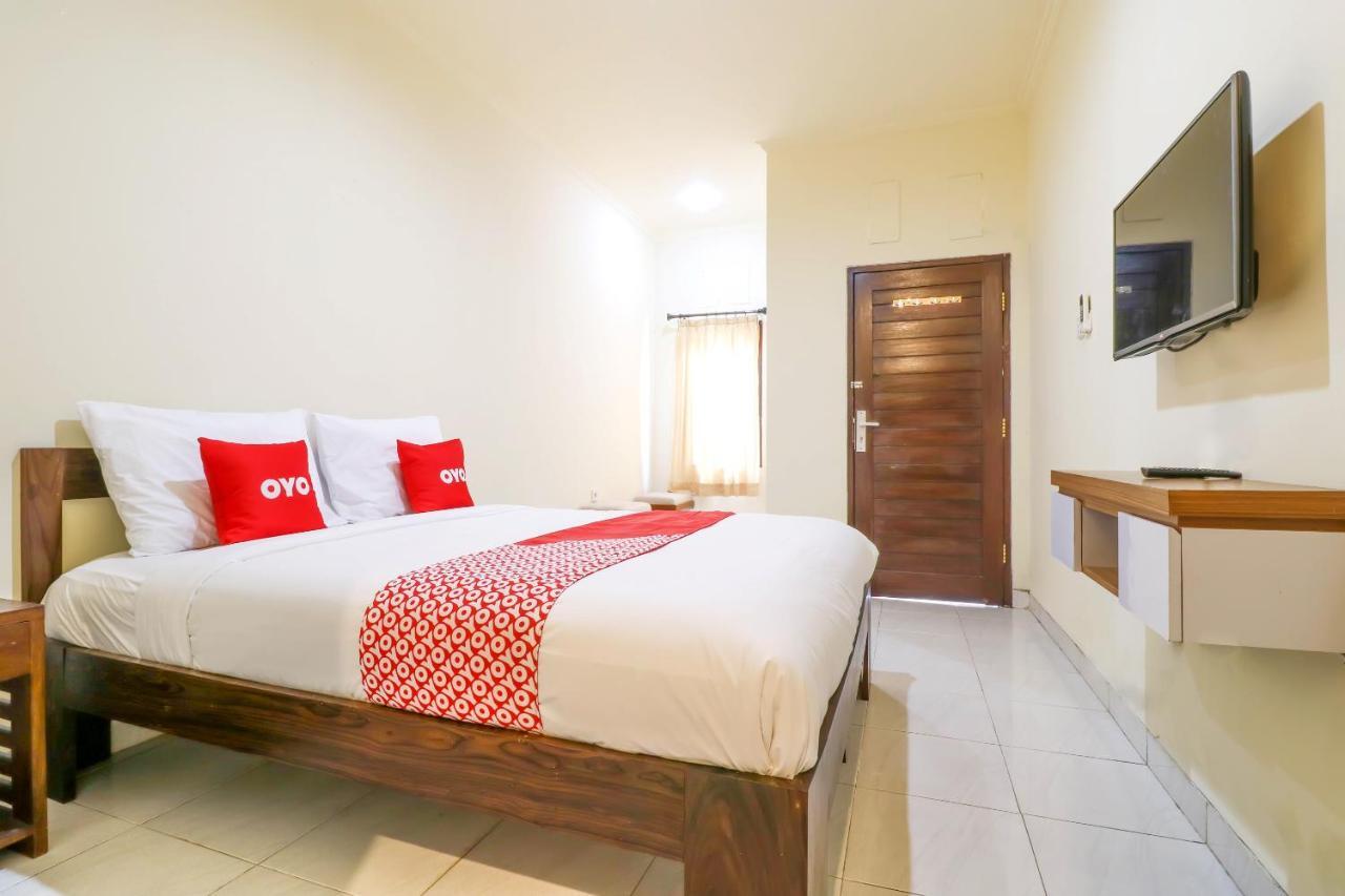 Oyo 2178 Merthan House เซมินยัค ภายนอก รูปภาพ