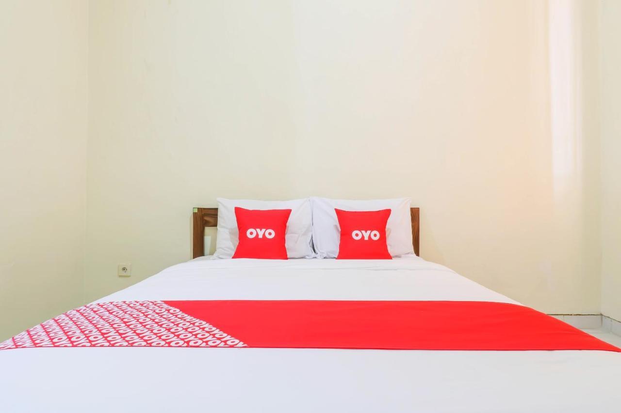 Oyo 2178 Merthan House เซมินยัค ภายนอก รูปภาพ