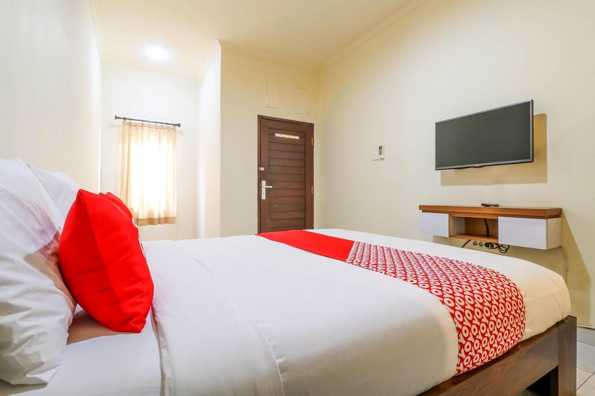Oyo 2178 Merthan House เซมินยัค ภายนอก รูปภาพ